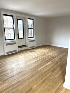 40-01 Little Neck Pkwy Little Neck Parkway #30B, Flushing, NY, 11363