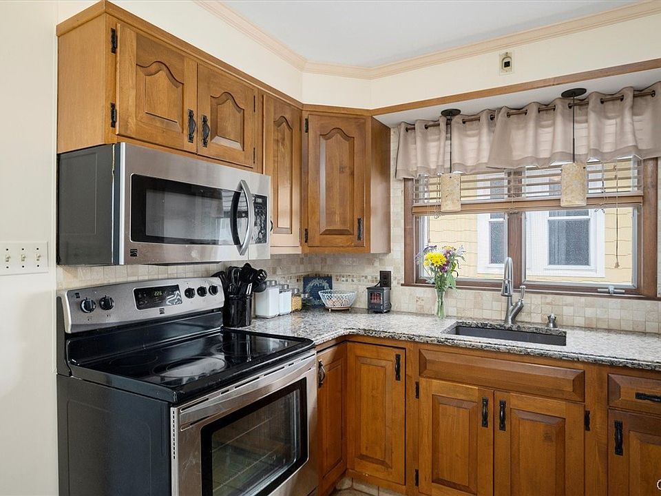 126 Dryden Ave, Utica, NY 13502 Zillow