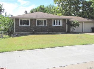 1346 Blue Ridge Dr, Saint Peters, MO 63376