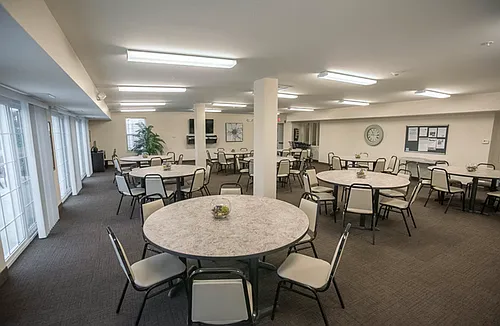 Lorain Pointe Senior Apartments Photo 1