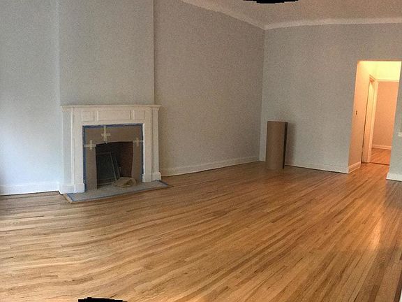 2nd image of 149 Willow St APT 2A