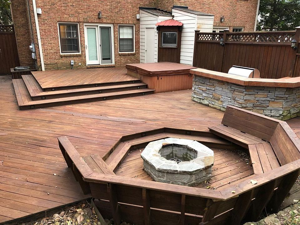 Back Deck is incredible! Hot Tub, Tv, Grill, Firepit, etc.