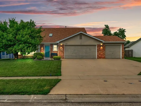 213 Montrose Cir, Eudora, KS 66025