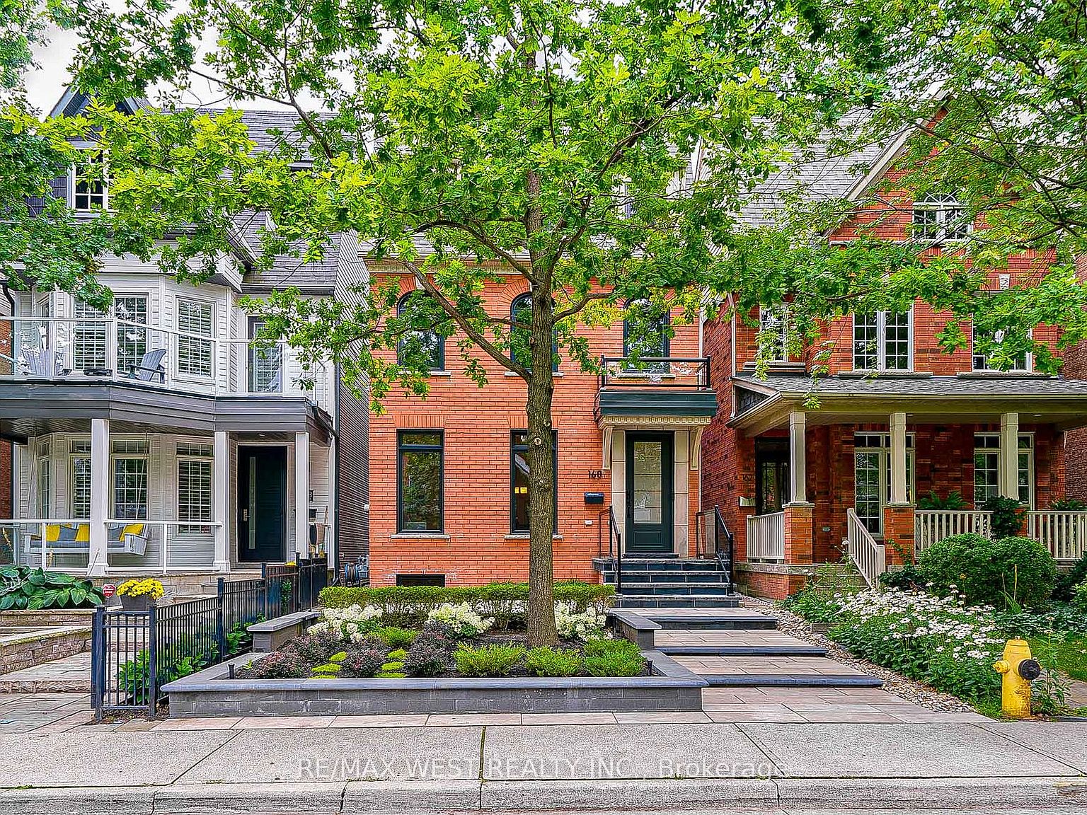 160 Boardwalk Dr, Toronto, ON M4L 3X4 MLS E6695946 Zillow