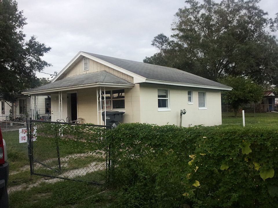 1st image of 2027 Hunter St
