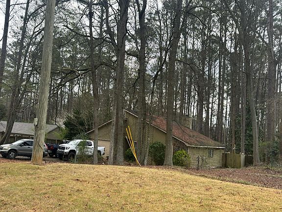 2nd image of 4204 Reef Rd