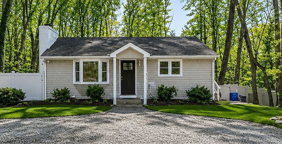 1st image of 42 Ledgewood Rd