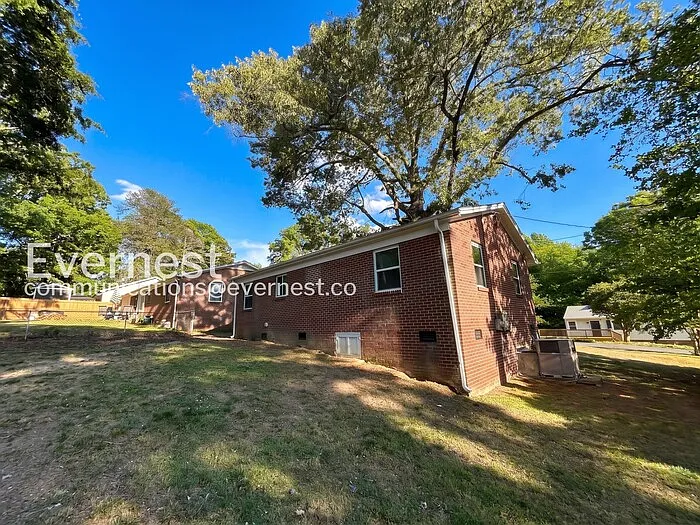 2600 Mary Ave — Photo 14