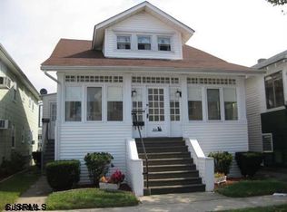 11 N Victoria Ave, Ventnor, NJ 08406