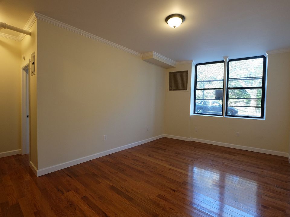1st image of 640 W 139th St APT B2
