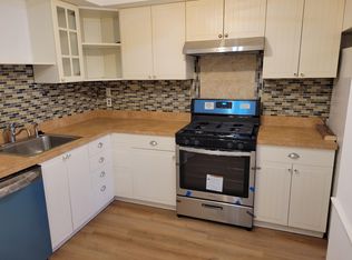 2101 Greenwood Dr, Lindenwold, NJ 08021