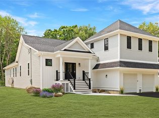 68 Orchard Ave, Johnston, RI 02919