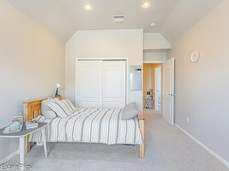 26168 Fieldstone Dr #100 — Photo 28