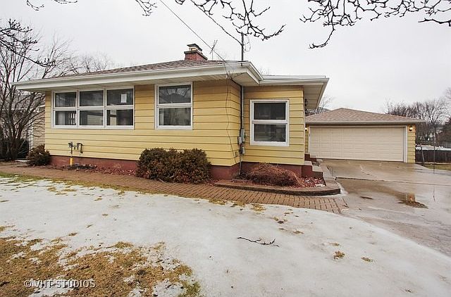 1st image of 206 E Ellis Ave