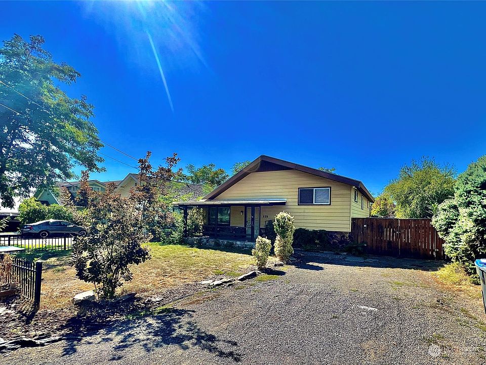 1st image of 220 Brock Street