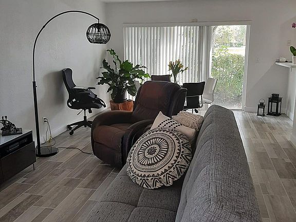 2nd image of 2840 NW 99th Terrace #2840