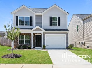 4438 Oak Pointe Dr, Winston Salem, NC 27105