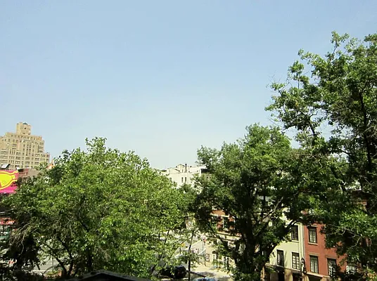 Rented by Town Residential | media 27