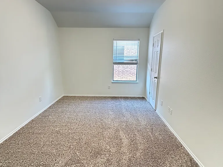 9004 Brook Hill Ln — Photo 9