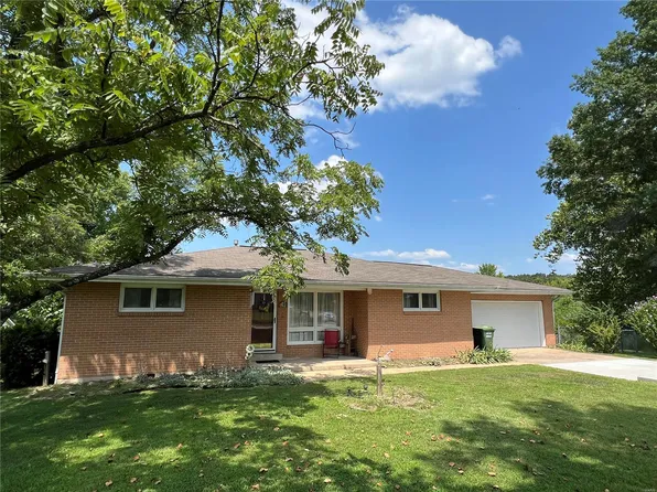 440 W Little Oaks Rd, Rolla, MO 65401