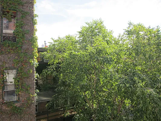 Rented by James Everett Lewis, LREB | media 33