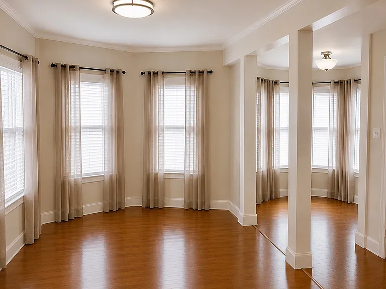 1038 Hyde Park Ave #2 — Photo 4