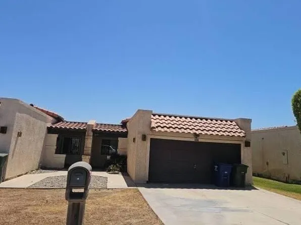 617 W 37th Pl, Yuma, AZ 85365