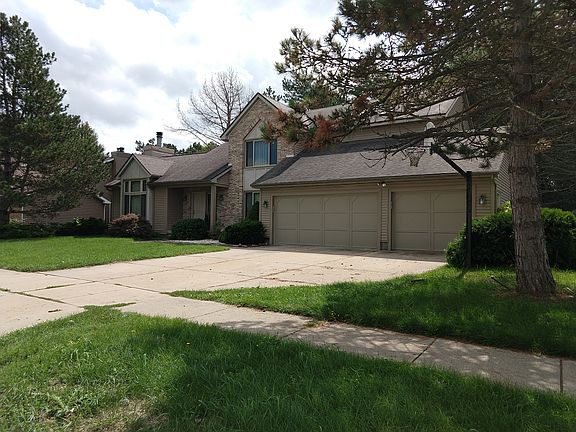 2nd image of 1225 Leeward Dr