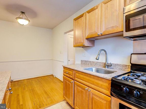 5th image of 1808 16th St N APT 1
