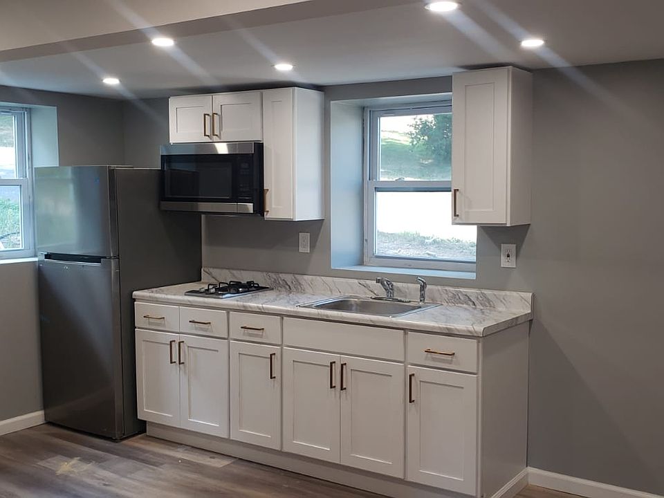 1st image of 7 Hilmar Ln #25