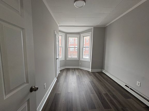 5th image of 228 S 5th St #B