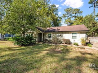 123 Dunbar Loop, Daphne, AL 36526