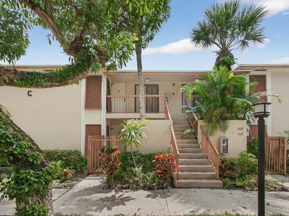 3939 NE 5th Avenue #C203, Boca Raton, FL 33431