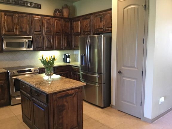 3rd image of 2788 Indian Wells Dr