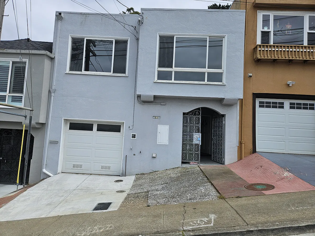 Building Photo - 61 Mar Vista Dr