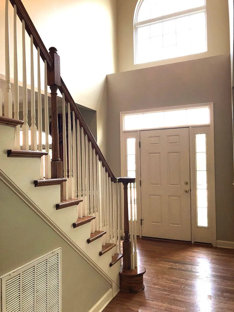 4-Bedroom Home in Hendersonville! — Photo 2