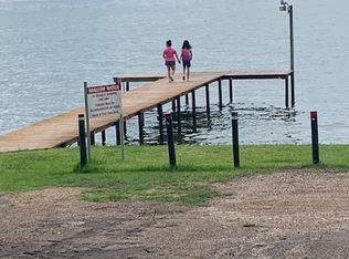 130 Carolynn Rd, Mabank, TX 75156