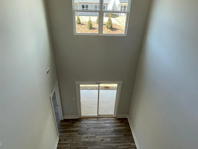 9547 Munsing Dr — Photo 16