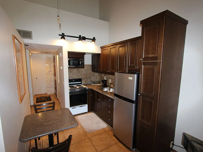 2625 N Valley View Rd #344 — Photo 8