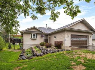 232 Chambersburg Dr, Duluth, MN 55811