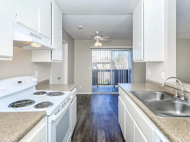 Trabuco Woods Apartment Homes — Photo 19