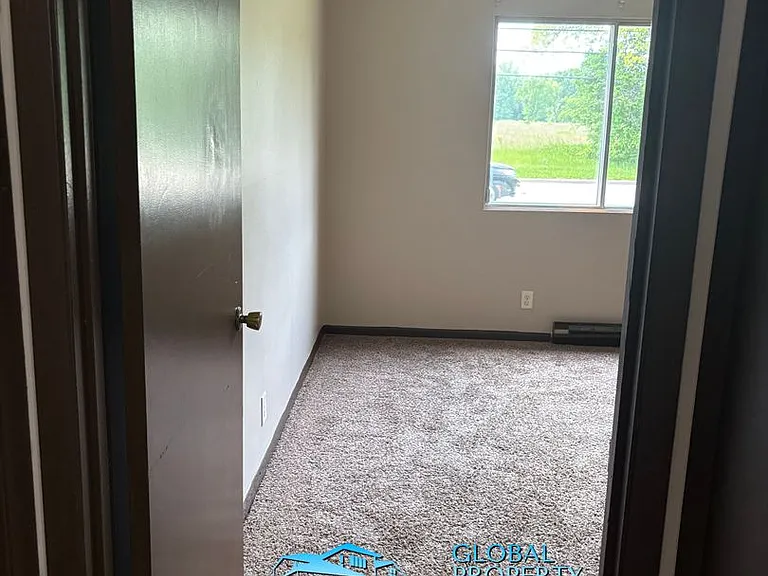 9047 15th Ave — Photo 29