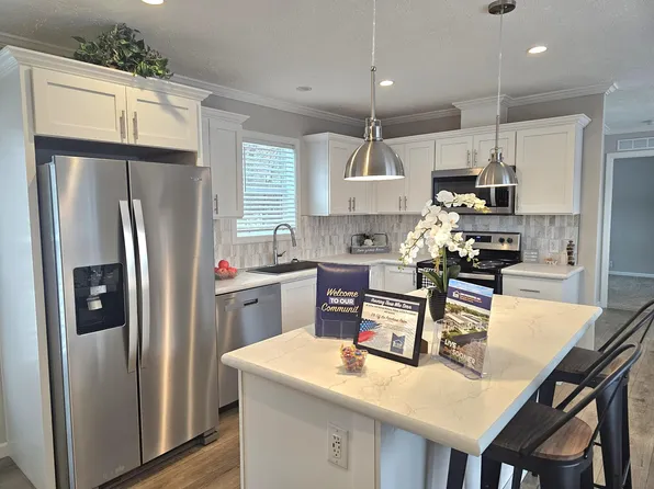 SKYLINE 76 Fohl Village Plan, Fohl Village