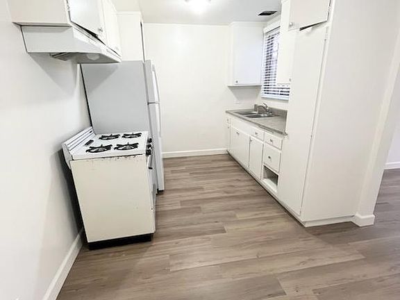 5th image of 159 S Madison Ave APT 2
