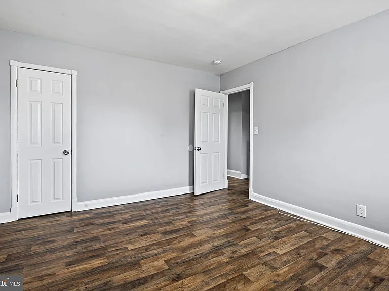 1015 Lyndhurst St — Photo 27