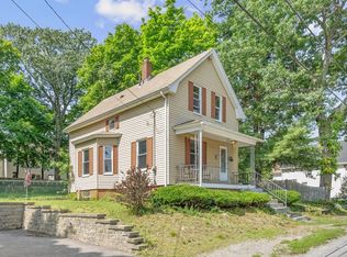 29 Walnut St, Attleboro, MA 02703