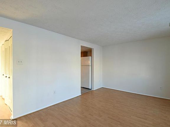 2nd image of 5587 Hecate Ct