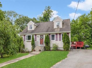 12 Briar Hill Rd, North Providence, RI 02904