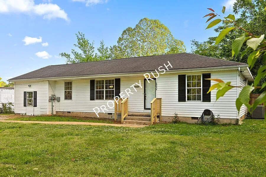 3404 Frawley St. - Stylish 4 bed/4 bath rental home in East Ridge! $2,250/mo. — Photo 2
