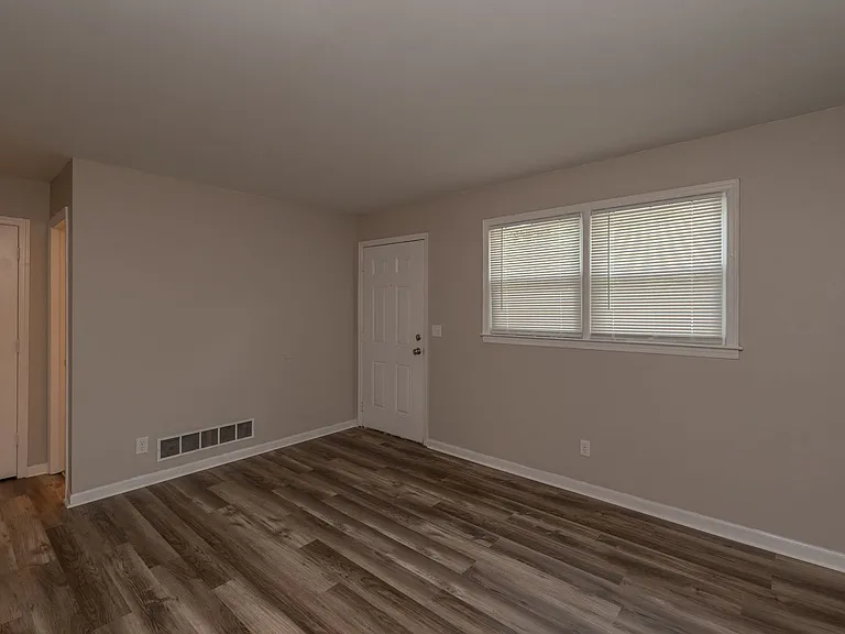 1602 Johns Rd #C — Photo 19
